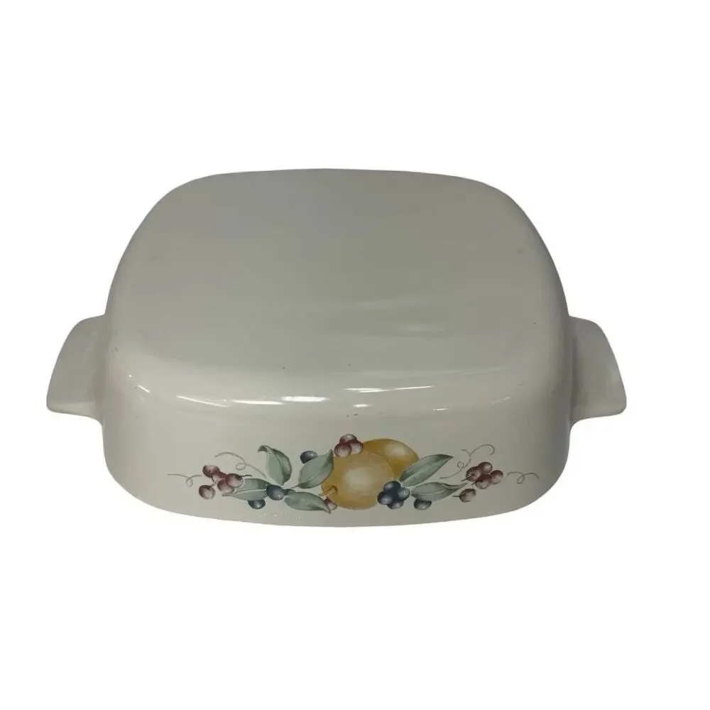 Vintage Corning Ware Abundance A-2-B 2 Liter Off White Casserole Fruit
